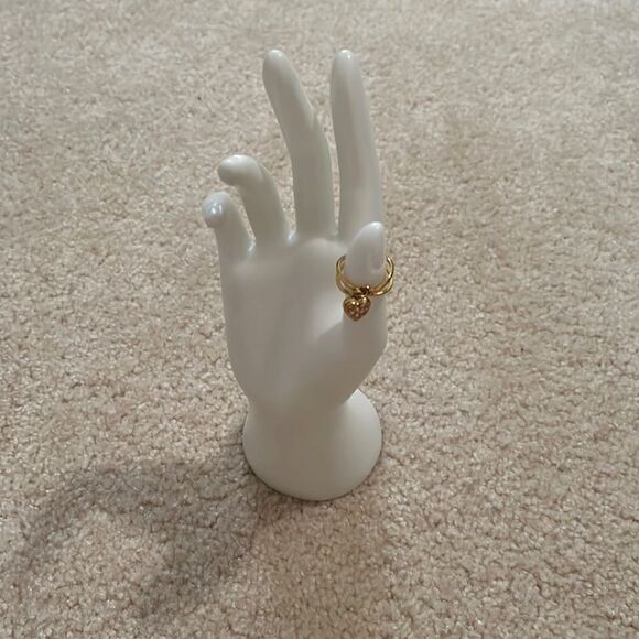 LADIES HEART SHINY RING - Picture 1 of 6